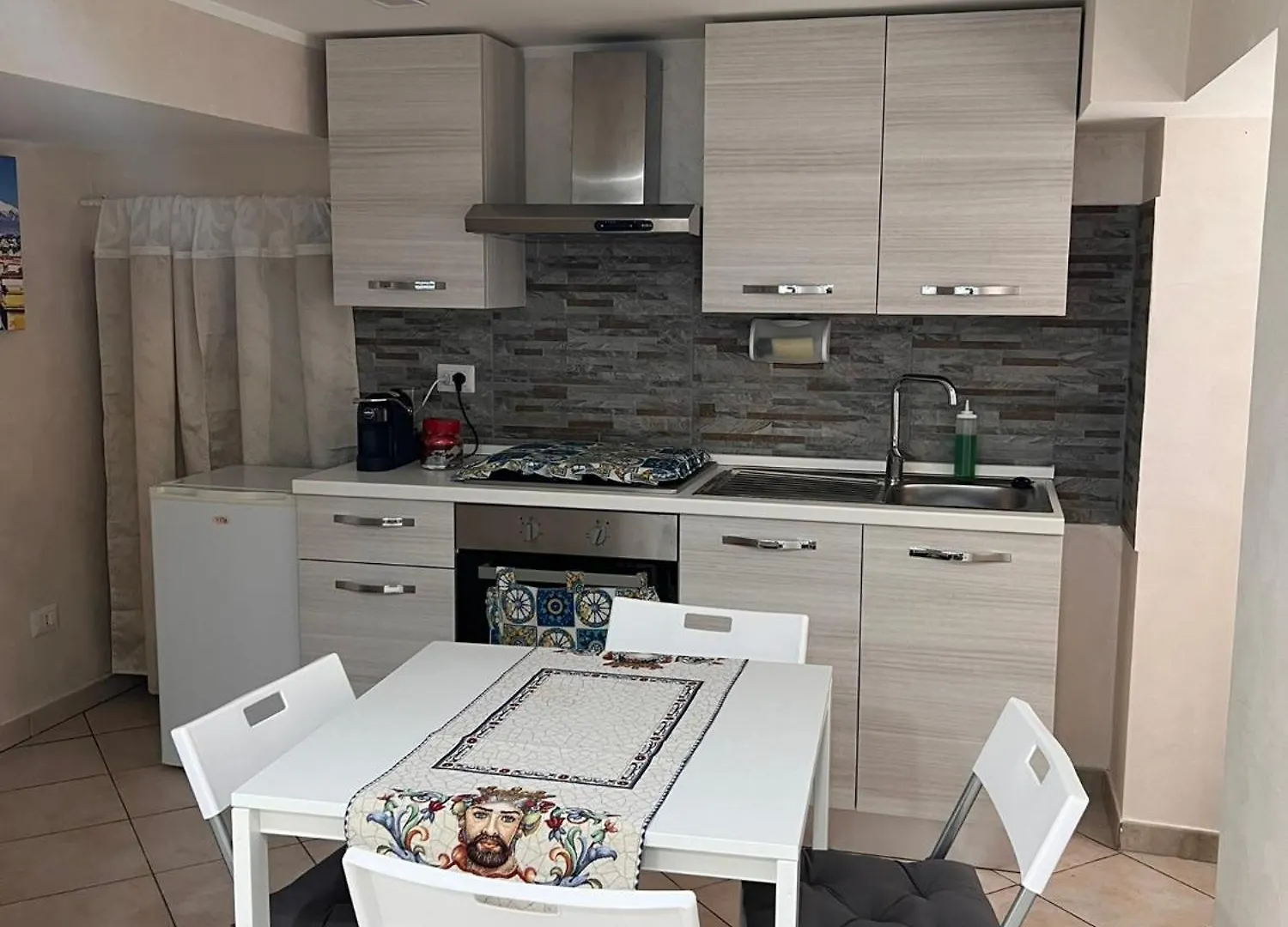 Lory House Apartment Catania 0*,